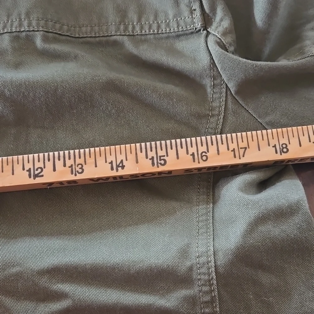 J Crew 100 Percent Cotton Field Jacket Olive Green With Goldtone Hardware XS